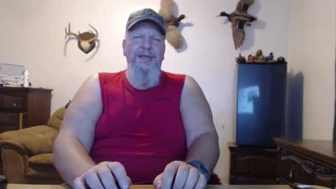 Snapshot of walkingbird chatting on September 2025 09:41:02 PM walkingbird online show from September 2025 09:41:02 PM