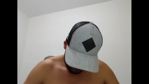 Snapshot of walter_brownn01 chatting on January 2025 06:59:02 PM WALTER BROWN online show from January 2025 06:59:02 PM