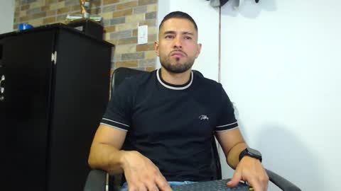 WALTER BROWN  online show from March 2026 11:46:01 PM