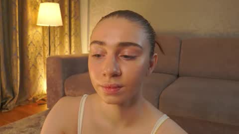 hello guys im Lilian online show from February 2026 03:18:01 AM