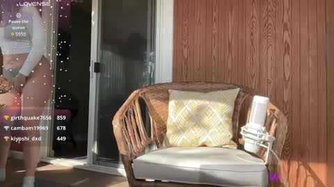 Snapshot of wanderlustjade chatting on January 2025 05:53:01 PM Jade  Adonis online show from January 2025 05:53:01 PM