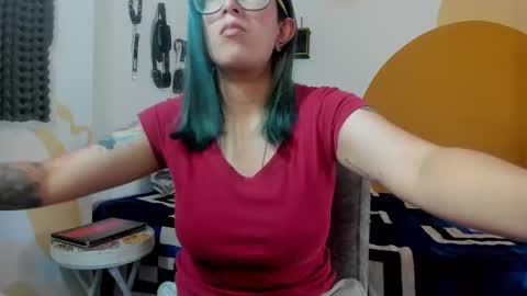 Snapshot of waningrosee chatting on January 2025 05:53:01 PM Waningrose Lu online show from January 2025 05:53:01 PM