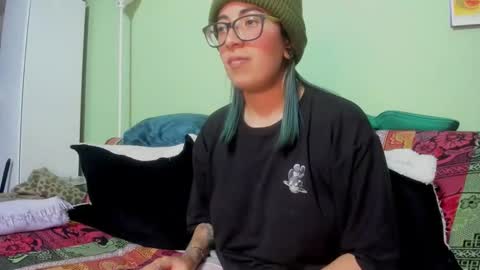 Snapshot of waningrosee chatting on February 2025 06:44:01 PM Waningrose Lu online show from February 2025 06:44:01 PM