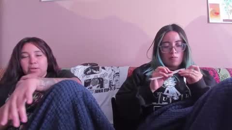 Snapshot of waningrosee chatting on September 2025 09:37:01 PM Waningrose Lu online show from September 2025 09:37:01 PM