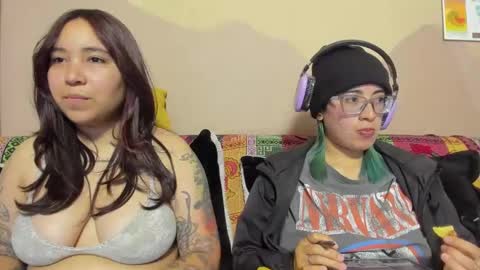 Snapshot of waningrosee chatting on September 2025 01:06:02 AM Waningrose Lu online show from September 2025 01:06:02 AM