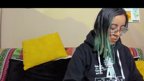 Snapshot of waningrosee chatting on October 2025 11:04:01 PM Waningrose Lu online show from October 2025 11:04:01 PM