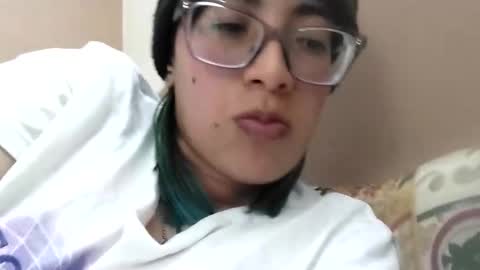 Snapshot of waningrosee chatting on October 2025 11:27:01 PM Waningrose Lu online show from October 2025 11:27:01 PM