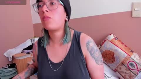 Snapshot of waningrosee chatting on October 2025 04:07:02 PM Waningrose Lu online show from October 2025 04:07:02 PM