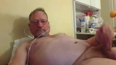 Tibo Love online show from April 2026 09:43:02 PM