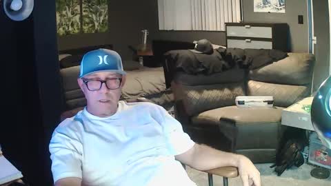 Snapshot of wantitbutyoucanthaveit chatting on November 2025 02:34:02 AM inittogetitin online show from November 2025 02:34:02 AM