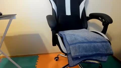 Suck daddys cock online show from January 2025 04:04:01 AM