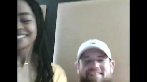 Snapshot of warmwetcaramel chatting on November 2025 04:11:01 AM warmwetcaramel online show from November 2025 04:11:01 AM