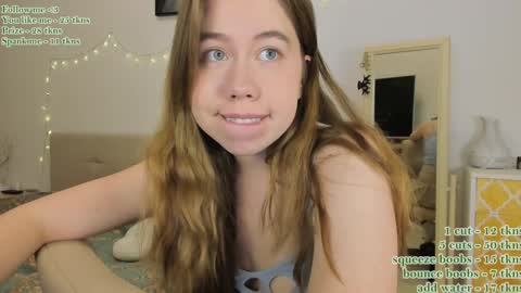 Snapshot of watermelon_sugar_ chatting on February 2025 03:18:01 PM Tess Pls support me with Can we reach 155 my favorite number online show from February 2025 03:18:01 PM