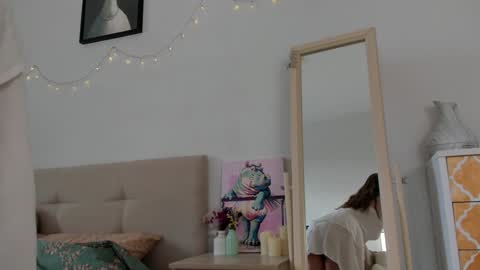 Snapshot of watermelon_sugar_ chatting on February 2025 11:34:01 AM Tess Pls support me with Can we reach 155 my favorite number online show from February 2025 11:34:01 AM