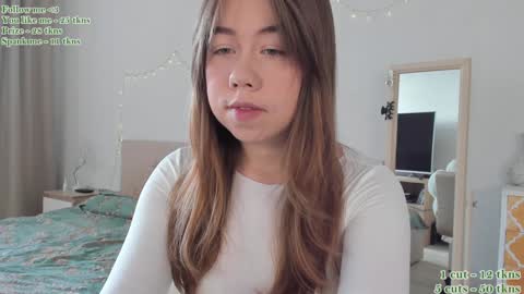 Snapshot of watermelon_sugar_ chatting on February 2025 09:16:01 AM Tess Pls support me with Can we reach 155 my favorite number online show from February 2025 09:16:01 AM