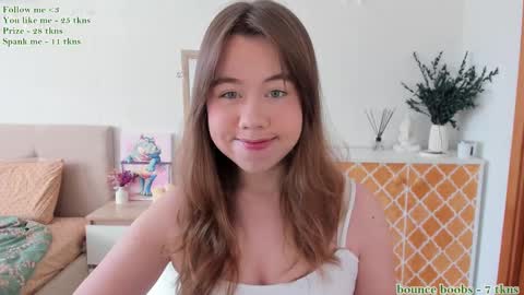 Snapshot of watermelon_sugar_ chatting on February 2025 09:16:02 AM Tess Pls support me with Can we reach 155 my favorite number online show from February 2025 09:16:02 AM