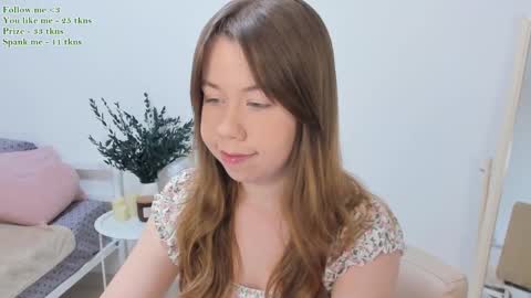 Snapshot of watermelon_sugar_ chatting on March 2025 09:55:02 AM Tess Pls support me with Can we reach 155 my favorite number online show from March 2025 09:55:02 AM