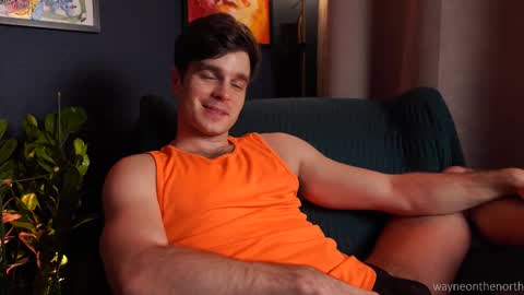 Snapshot of waynenorth chatting on December 2025 04:14:01 PM waynenorth online show from December 2025 04:14:01 PM