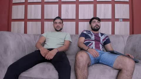 Jhonny Dick  his neighbors. online show from December 2024 01:33:01 PM