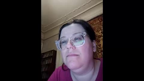 Marina online show from April 2026 09:56:01 PM