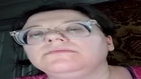Snapshot of webgirl2 chatting on June 2026 04:22:01 PM Marina online show from June 2026 04:22:01 PM