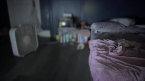 Snapshot of wedifferent_ chatting on September 2025 01:02:02 PM wedifferent_ online show from September 2025 01:02:02 PM