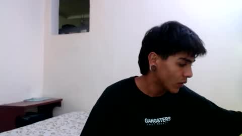 Snapshot of weed_zack chatting on January 2025 11:16:01 PM weed_zack online show from January 2025 11:16:01 PM