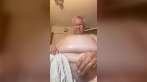 weightroom1958 online show from August 2026 04:36:02 AM