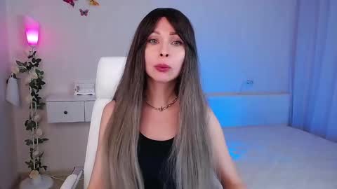 Snapshot of wendifoster chatting on February 2025 06:56:02 PM Wendi Foster online show from February 2025 06:56:02 PM