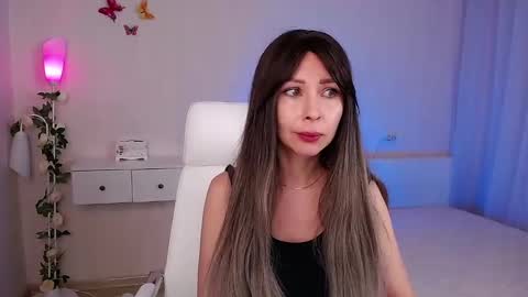 Snapshot of wendifoster chatting on February 2025 05:47:01 PM Wendi Foster online show from February 2025 05:47:01 PM