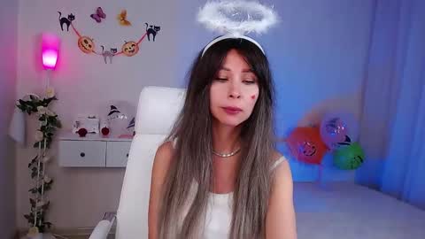 Snapshot of wendifoster chatting on October 2025 02:41:02 PM Wendi Foster online show from October 2025 02:41:02 PM