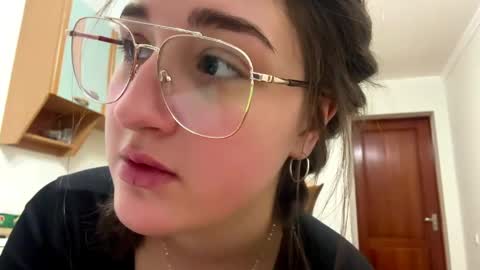 Anna online show from April 2026 04:32:02 PM