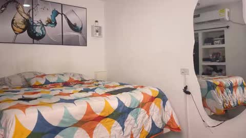 Wendy Alex online show from November 2025 11:04:02 PM