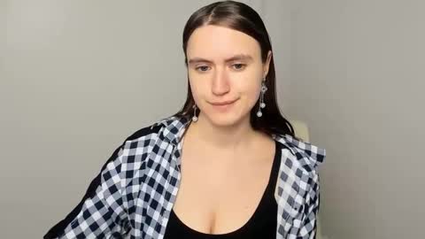 Wendy online show from February 2025 07:52:01 PM