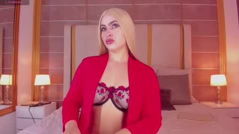 Wen fox  online show from February 2026 12:00:01 PM