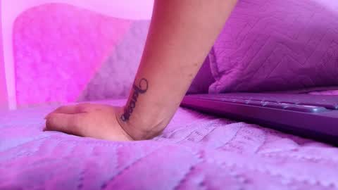 Snapshot of wensheng_ chatting on November 2025 07:24:02 PM WEN SHENG online show from November 2025 07:24:02 PM