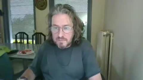 Snapshot of wesh_wesh chatting on December 2025 01:49:01 PM wesh wesh online show from December 2025 01:49:01 PM