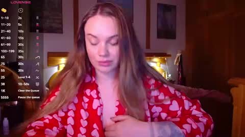 Snapshot of wet_lana chatting on July 2026 08:52:01 PM Lana online show from July 2026 08:52:01 PM