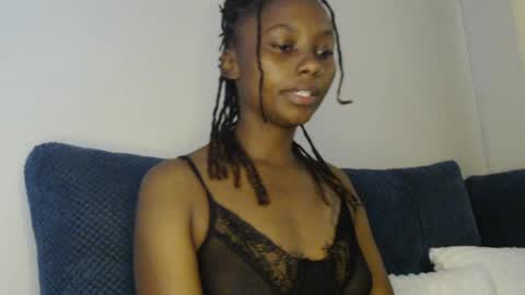 Snapshot of wetfreakym chatting on July 2026 06:29:01 AM Bella online show from July 2026 06:29:01 AM