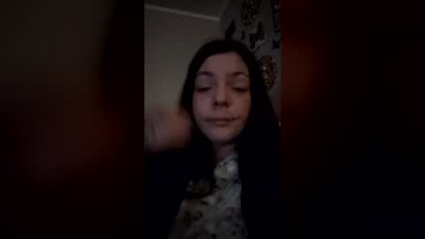 Snapshot of wetlillies923 chatting on July 2026 03:15:01 AM wetlillies923 online show from July 2026 03:15:01 AM
