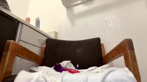 weweeworld online show from April 2026 09:45:02 AM