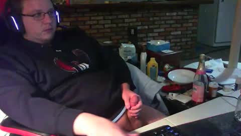 Snapshot of whateverdude555 chatting on December 2025 04:06:01 AM whateverdude555 online show from December 2025 04:06:01 AM