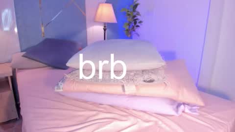 Sara  online show from December 2025 07:41:02 PM