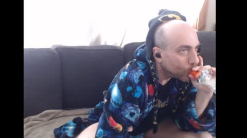 Snapshot of whiskyjane chatting on January 2025 01:04:01 PM Whisky Jane Autumn Cabin Fever online show from January 2025 01:04:01 PM