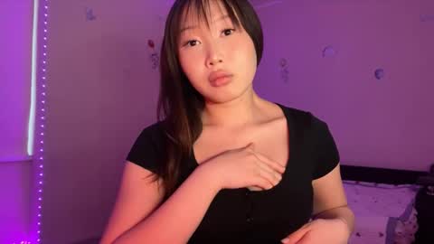 Snapshot of whisperofdarsy chatting on December 2025 11:04:01 AM DarsyWhispers online show from December 2025 11:04:01 AM