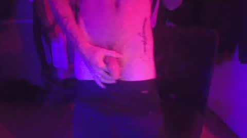 Snapshot of whispersonhickory chatting on December 2024 08:42:02 AM whispersonhickory online show from December 2024 08:42:02 AM