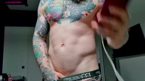 Max online show from September 2025 02:38:02 AM