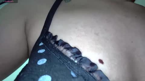 white_sexy_ online show from April 2026 12:05:02 AM