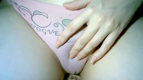 Snapshot of whiteapsara chatting on February 2025 08:31:01 PM Love online show from February 2025 08:31:01 PM