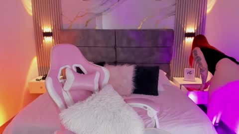 whiteatenea online show from February 2026 03:24:02 AM